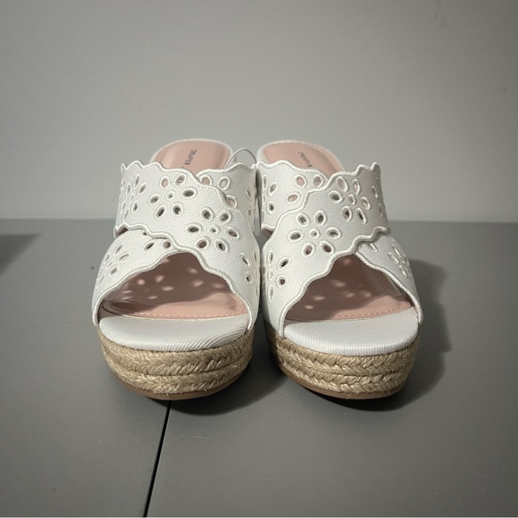 Draper James Emily Women's Wedge Shoes White Size 7 NWT - Picture 2 of 15
